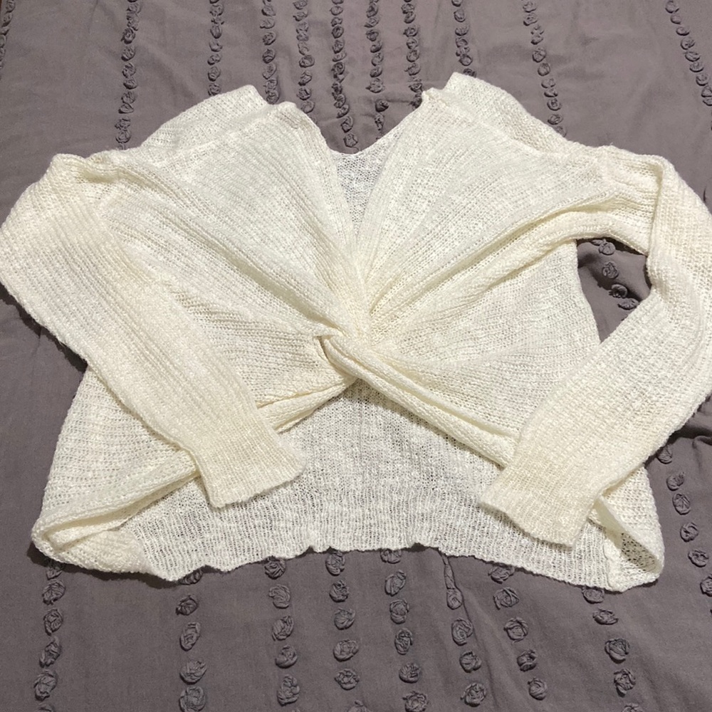 ✅white knit long sleeve top